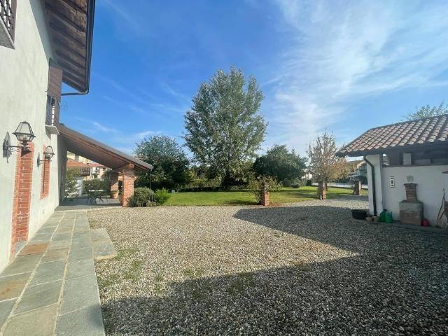 Villa in vendita a Novara