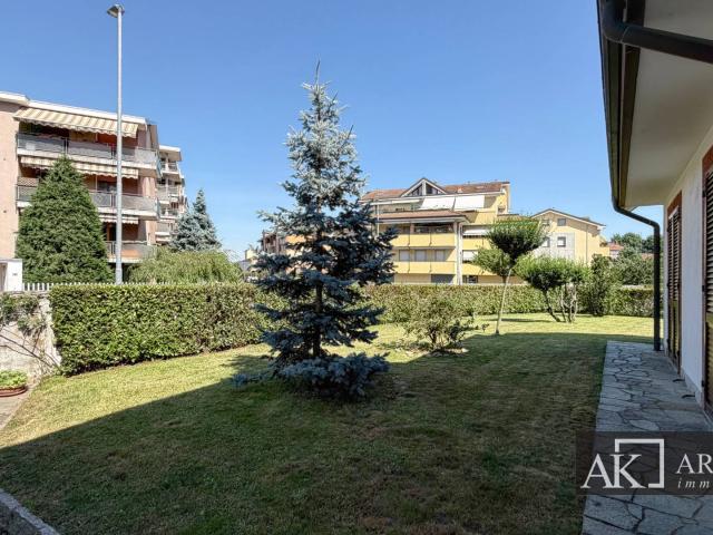 Villa in vendita a Novara, 6 Sant'antonio Vignale Veveri
