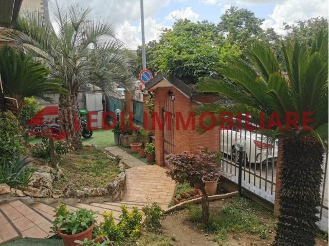 Villa in vendita a Novate Milanese MI