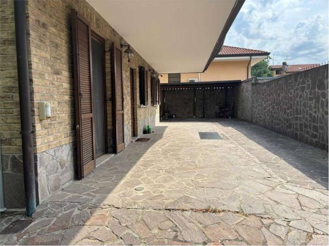 Villa in vendita a Novate Milanese MI