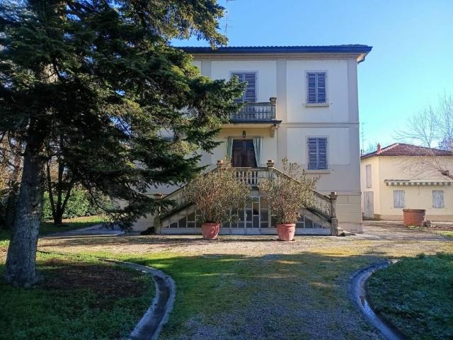 Villa in vendita a Novellara RE