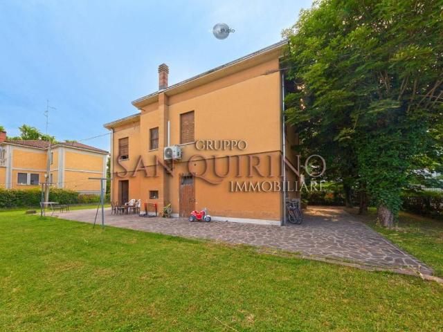 Villa in vendita a Novellara RE
