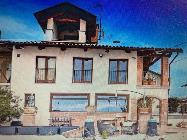 Villa in vendita a Novello CN