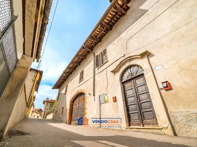 Villa in vendita a Novello CN