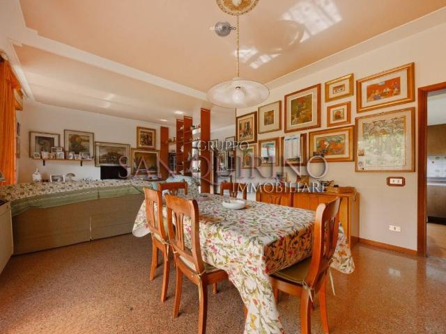 Villa in vendita a Novi di Modena MO