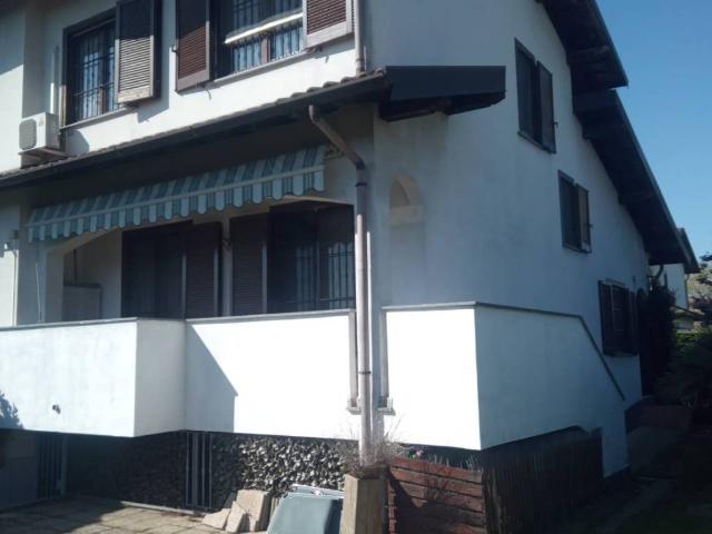 Villa in vendita a Noviglio MI