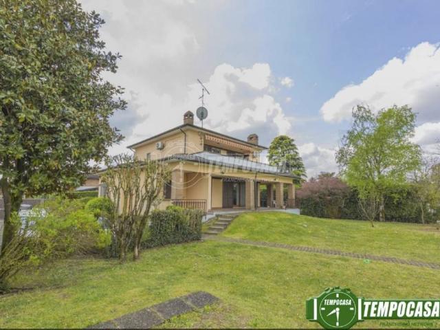 Villa in vendita a Noviglio MI