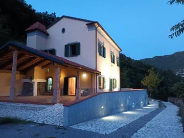 Villa in vendita a Nocera Superiore SA