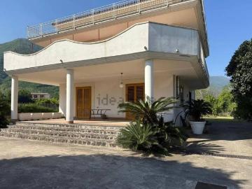 Villa in vendita a Nocera Superiore SA