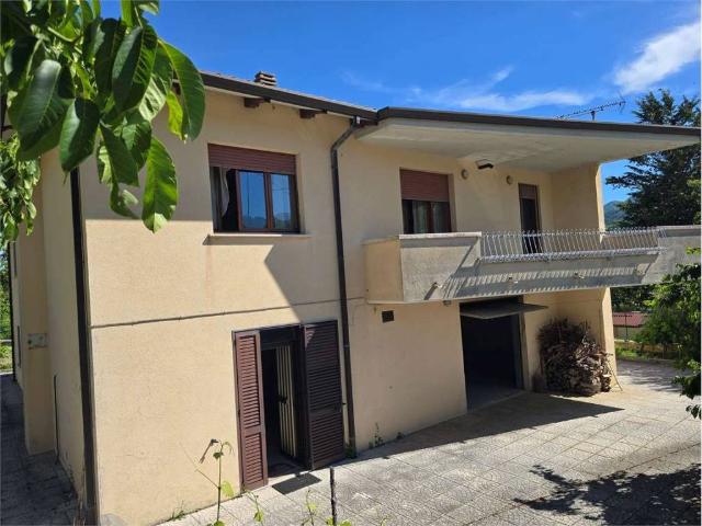 Villa in vendita a Nocera Umbra PG