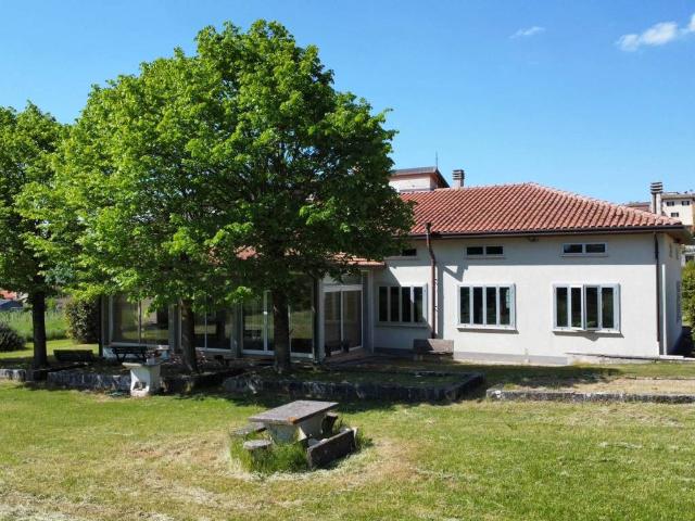 Villa in vendita a Nocera Umbra PG