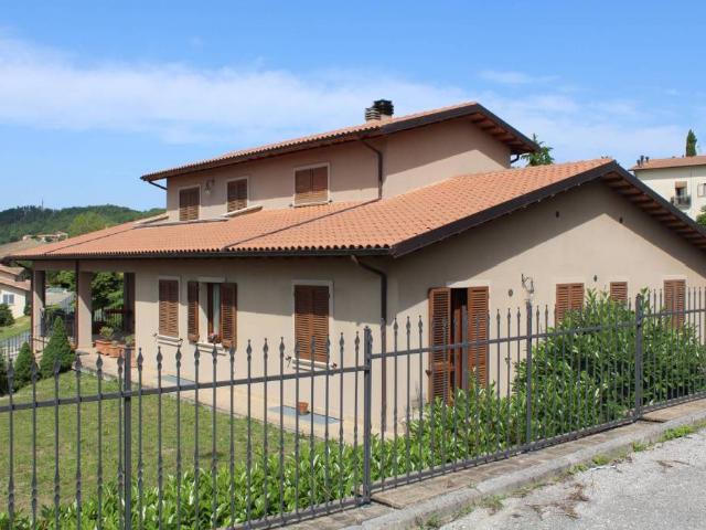 Villa in vendita a Nocera Umbra PG