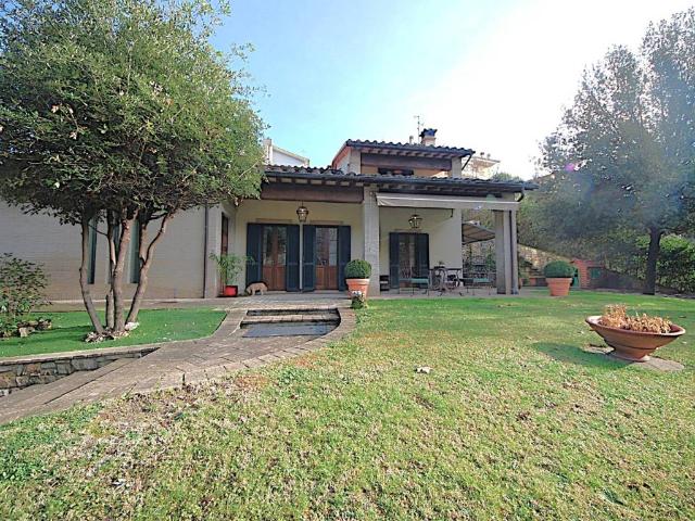 Villa in vendita a Nocera Umbra PG
