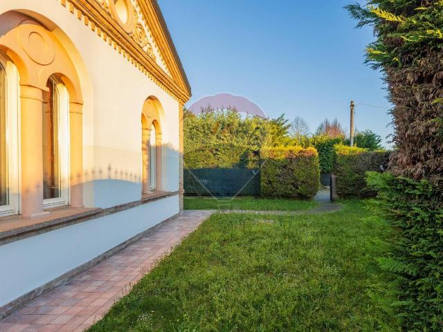 Villa in vendita a Noceto