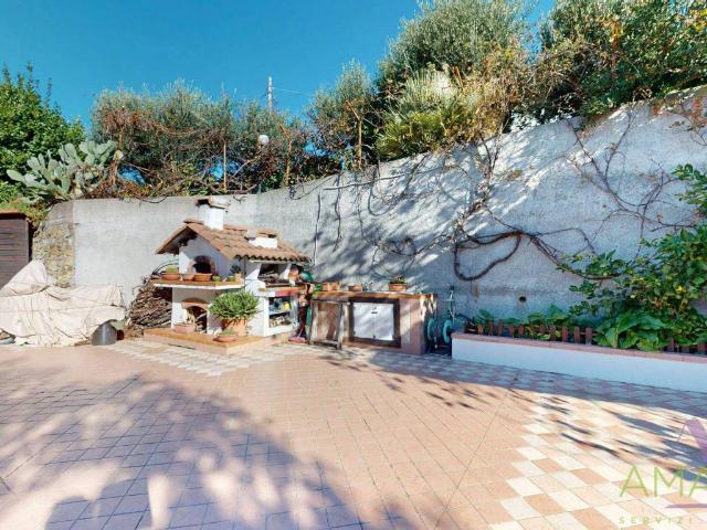 Villa in vendita a Noli SV