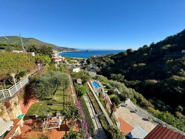 Villa in vendita a Noli SV