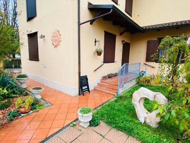 Villa in vendita a Nonantola MO