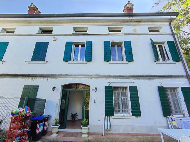 Villa in vendita a Nonantola MO