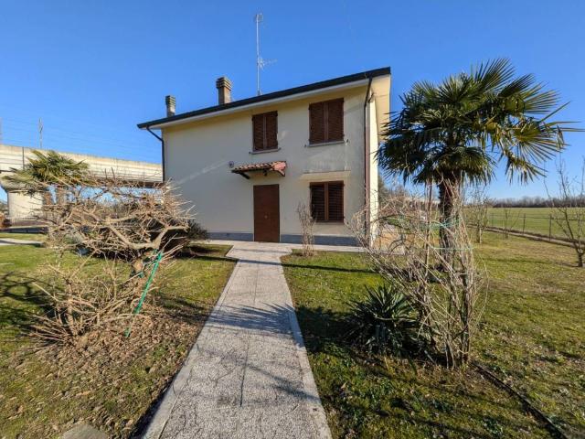 Villa in vendita a Nonantola MO