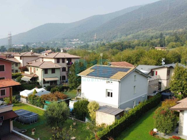 Villa in vendita a Nave BS