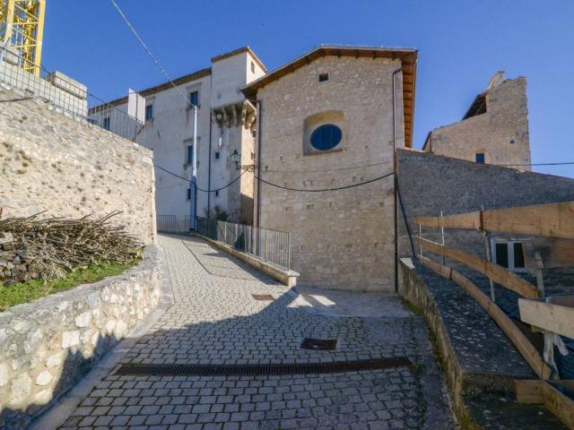 Villa in vendita a Navelli AQ