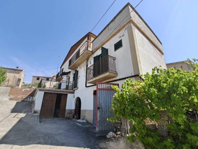 Villa in vendita a Navelli AQ