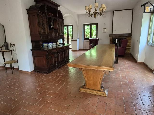 Villa in vendita a Nazzano