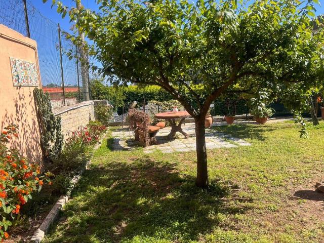 Villa in affitto a Napoli NA