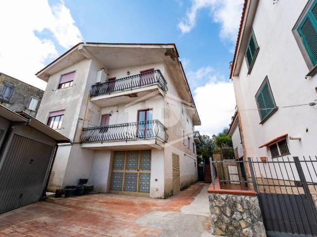 Villa in vendita a Napoli NA