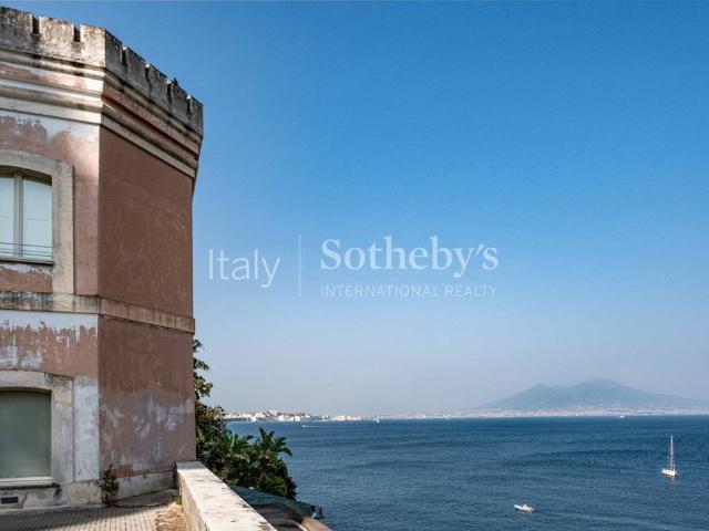 Villa in vendita a Napoli NA