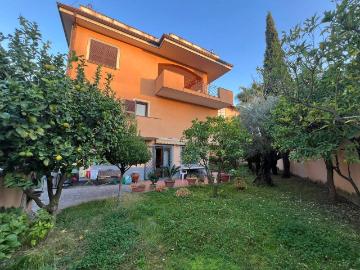 Villa in vendita a Napoli NA