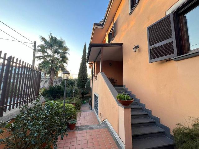 Villa in vendita a Napoli NA