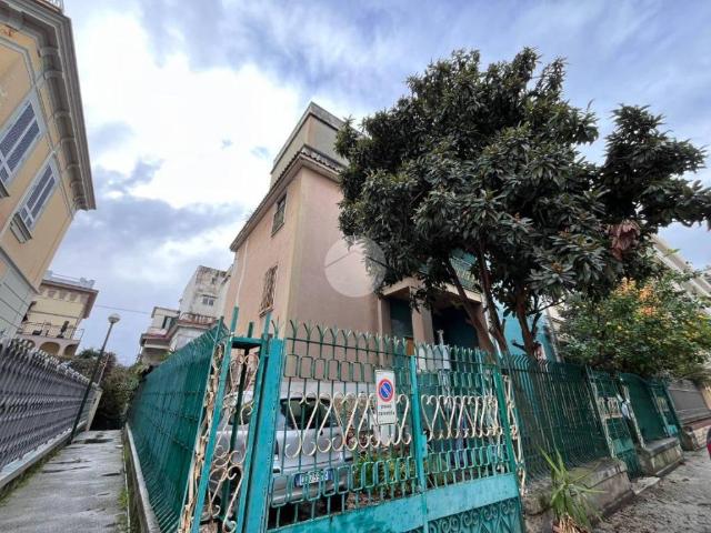 Villa in vendita a Napoli NA