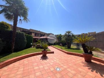 Villa in vendita a Napoli NA