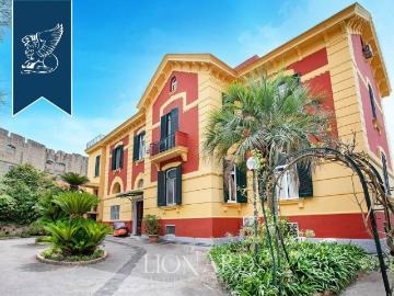 Villa in vendita a Napoli NA