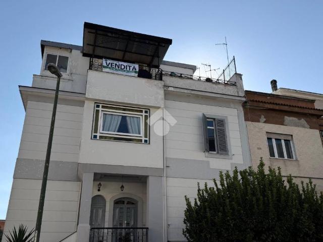 Villa in vendita a Napoli NA