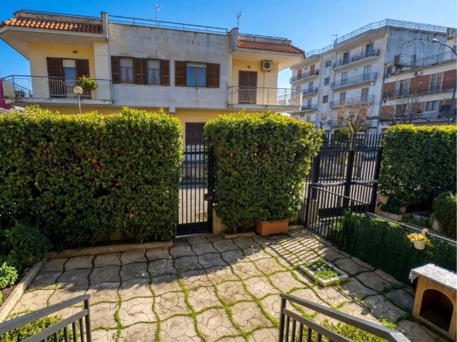 Villa in vendita a Napoli NA