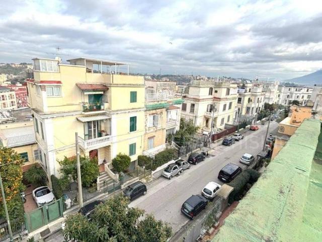 Villa in vendita a Napoli NA