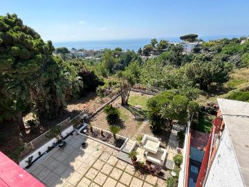 Villa in vendita a Napoli