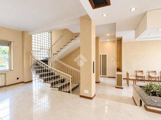 Villa in vendita a Napoli