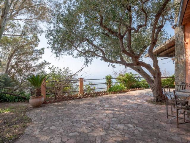 Villa in vendita a Naso ME