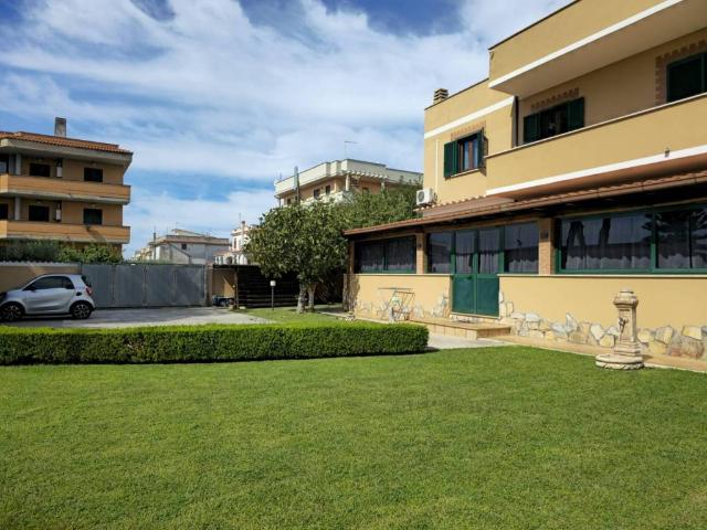Villa in vendita a Nettuno RM