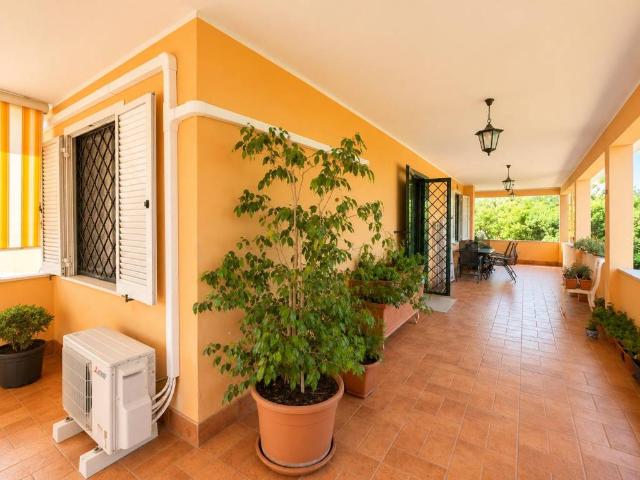 Villa in vendita a Nettuno RM