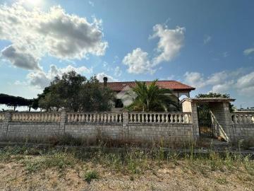 Villa in vendita a Nettuno RM