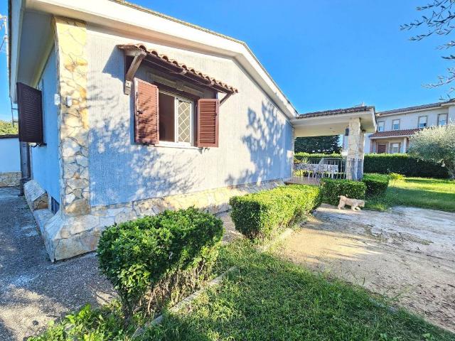 Villa in vendita a Nettuno RM