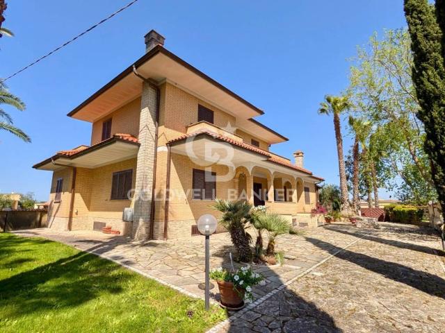 Villa in vendita a Nettuno RM
