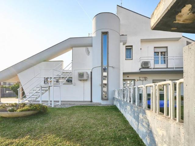 Villa in vendita a Nettuno RM