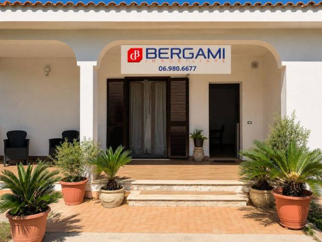 Villa in vendita a Nettuno RM
