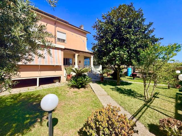 Villa in vendita a Nettuno RM