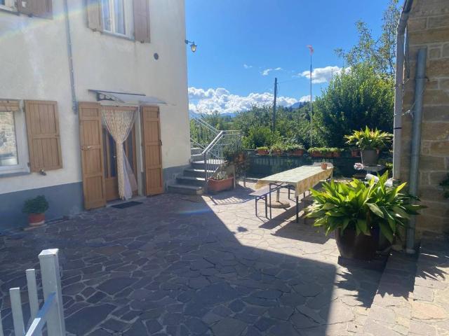 Villa in vendita a Neviano degli Arduini PR